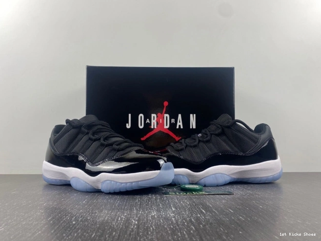 1st Kicks Low Jam Space FV5104-004 Air 11 Jordan 0725